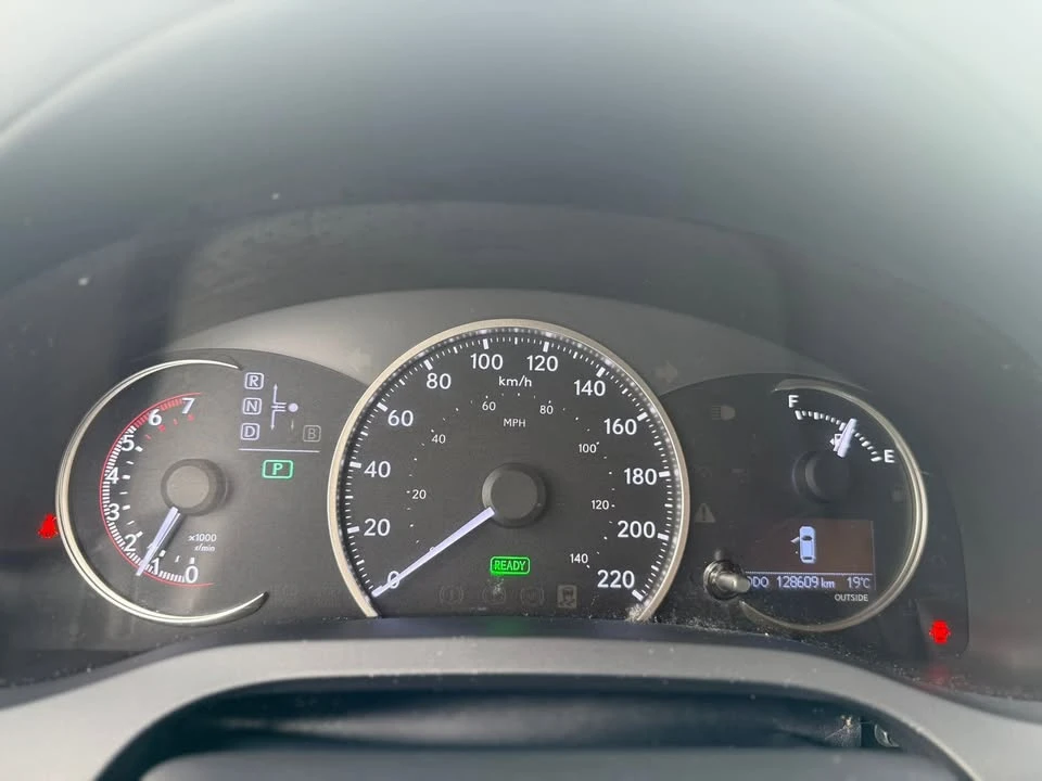 2015 Lexus CT - Image 13 of 19