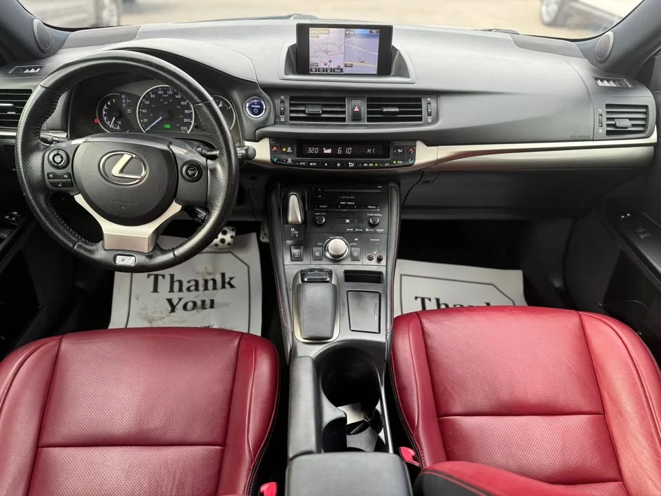 2015 Lexus CT - Image 10 of 19