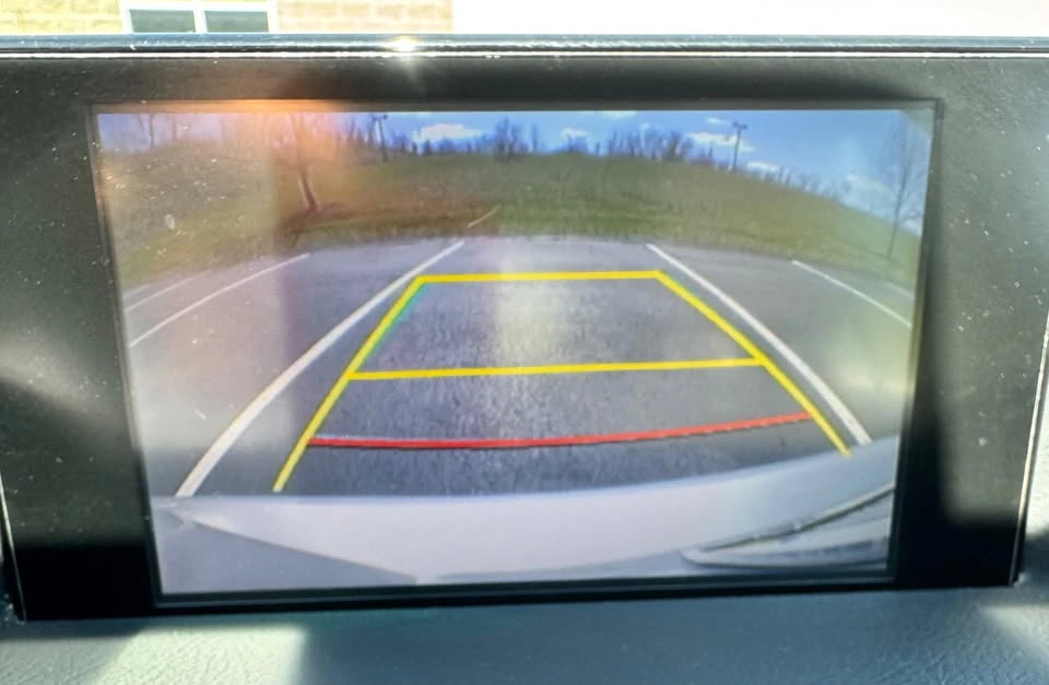 2015 Lexus CT - Image 16 of 19