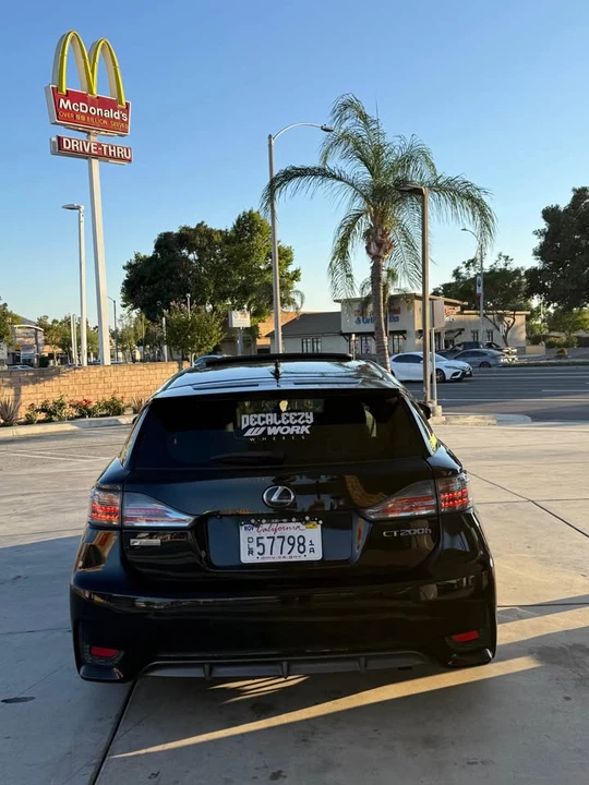 2015 Lexus CT - Image 4 of 10