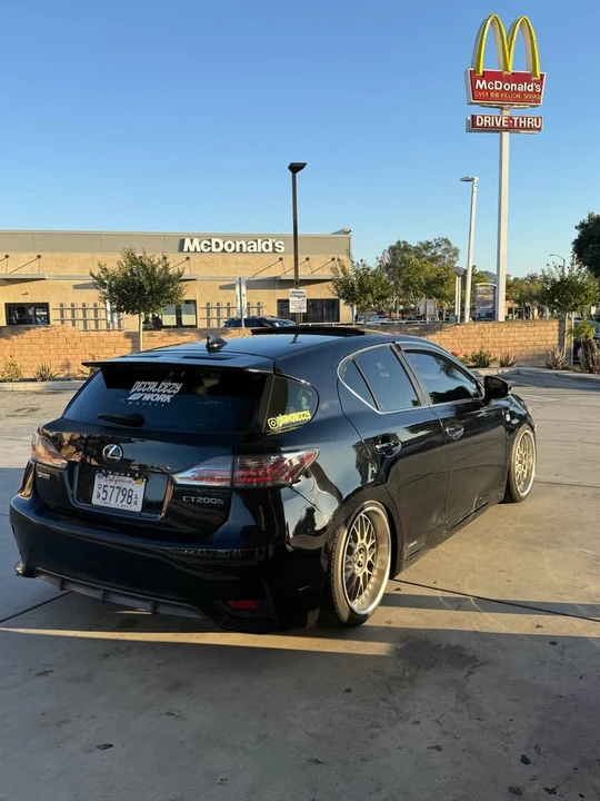 2015 Lexus CT - Image 5 of 10