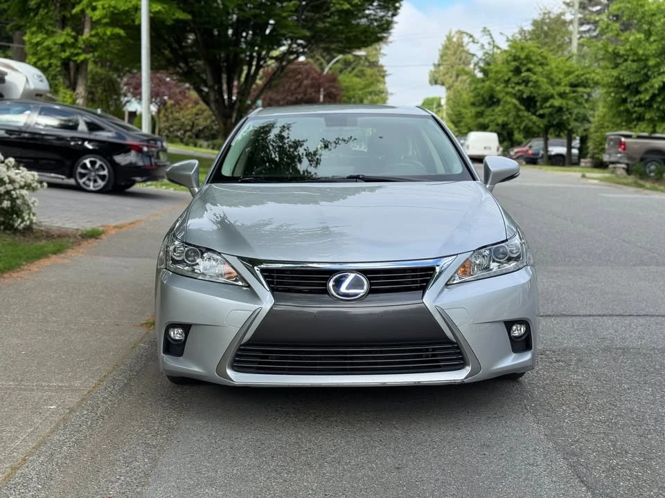 2015 Lexus CT - Image 2 of 20