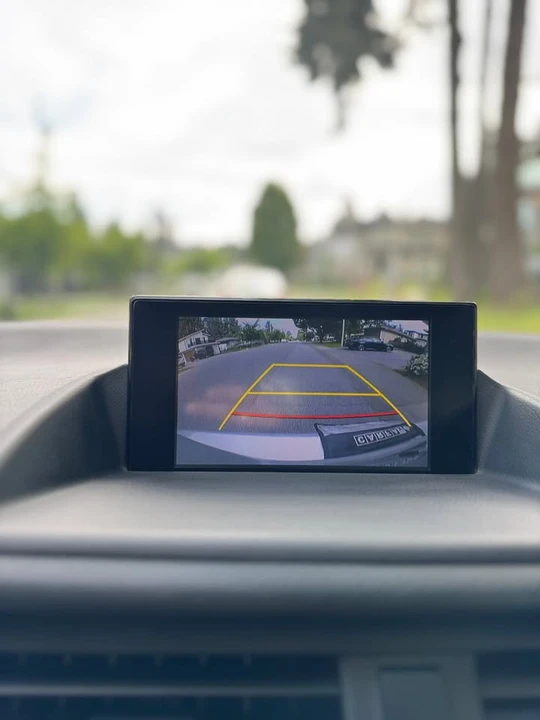 2015 Lexus CT - Image 18 of 20