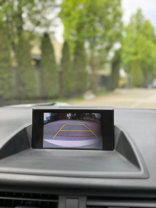 2015 Lexus CT - Image 11 of 18