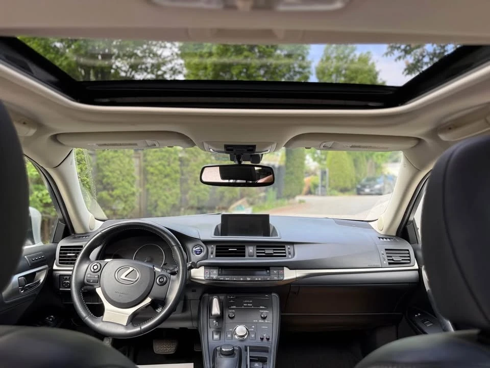2015 Lexus CT - Image 18 of 18