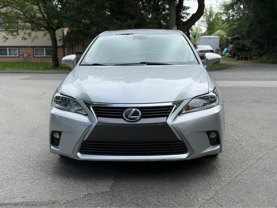 2015 Lexus CT - Image 2 of 18