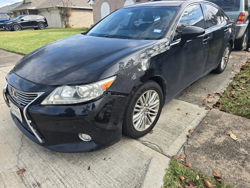 2015 Lexus ES 6th Gen - Image 7 of 8