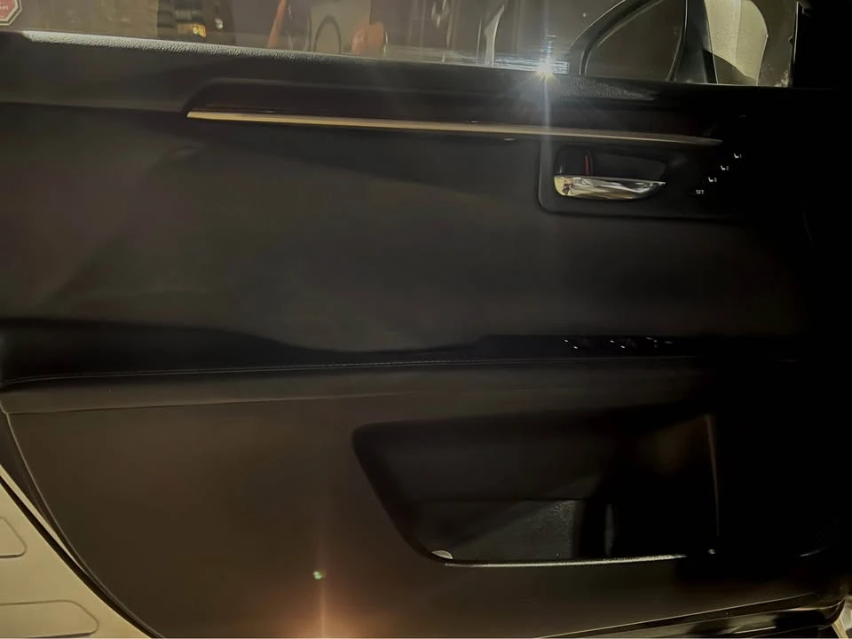 2015 Lexus ES 6th Gen - Image 11 of 20