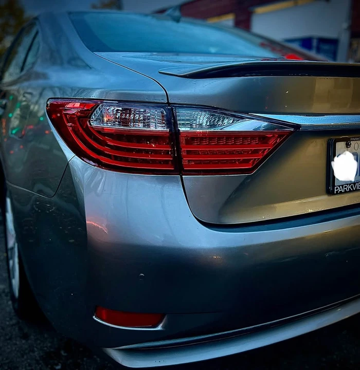 2015 Lexus ES 6th Gen - Image 4 of 20
