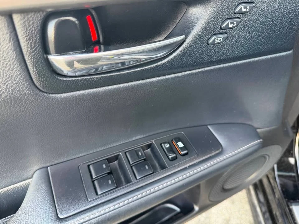 2015 Lexus ES 6th Gen - Image 13 of 19