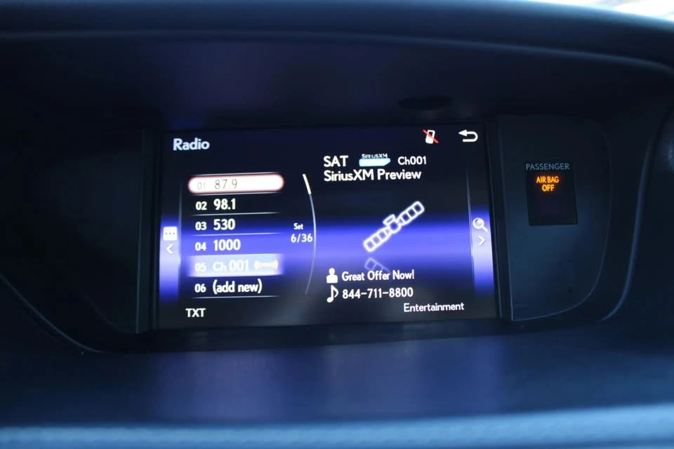 2015 Lexus ES 6th Gen - Image 15 of 20