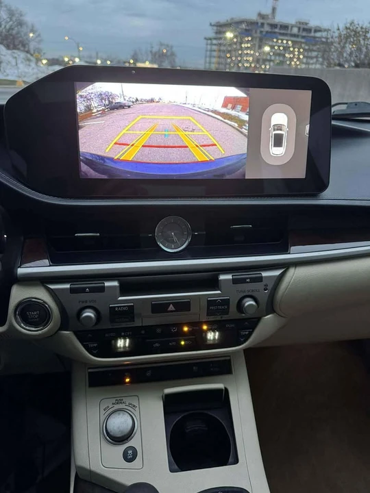 2015 Lexus ES 6th Gen - Image 10 of 10