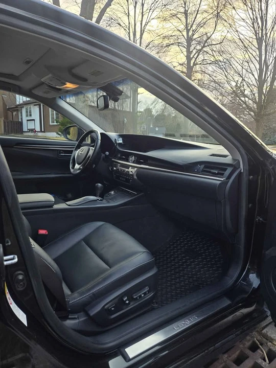 2015 Lexus ES 6th Gen - Image 7 of 9