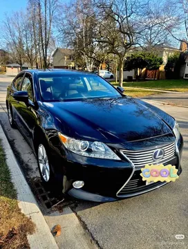 2015 Lexus ES 300h