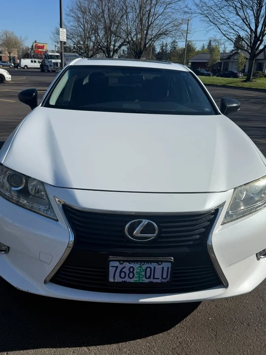 2015 Lexus ES 6th Gen - Image 4 of 10