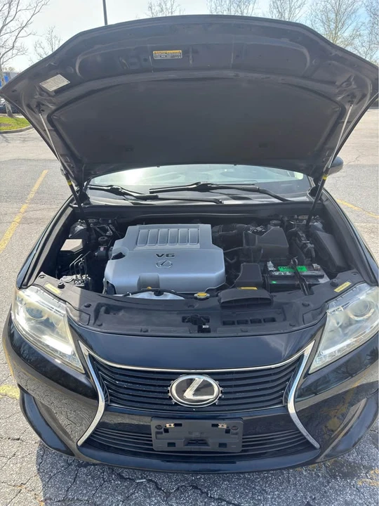 2015 Lexus ES 6th Gen - Image 10 of 20