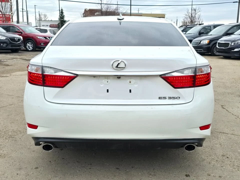 2015 Lexus ES 6th Gen - Image 4 of 19