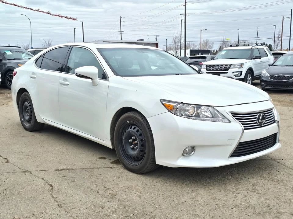 2015 Lexus ES 6th Gen - Image 7 of 19