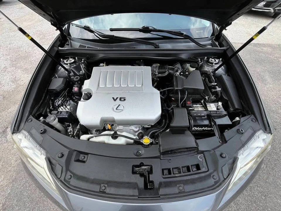 2015 Lexus ES 6th Gen - Image 10 of 20