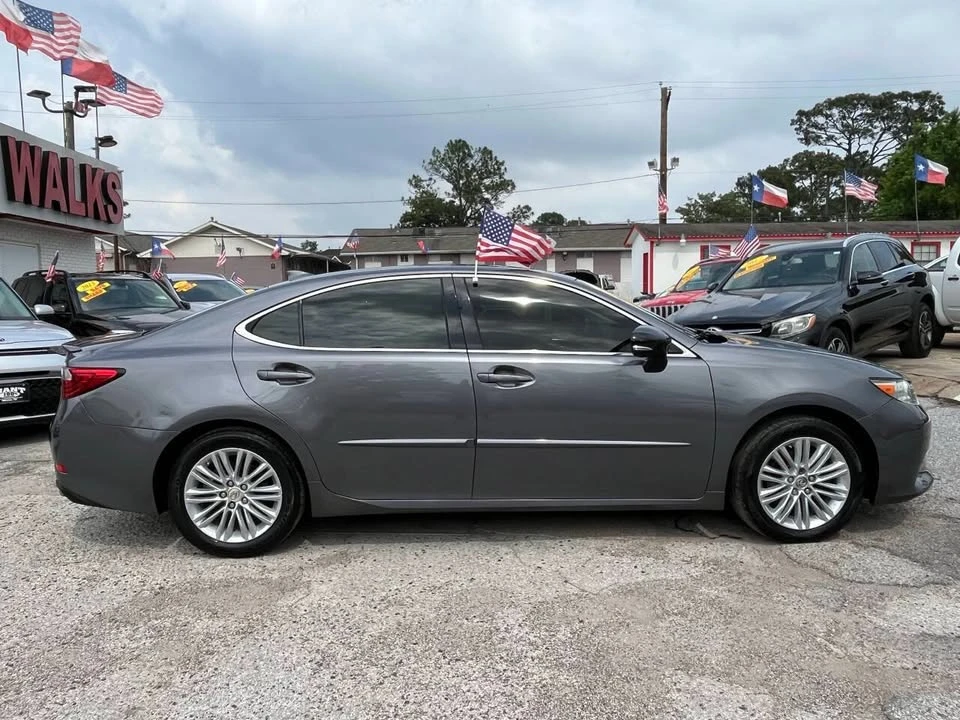 2015 Lexus ES 6th Gen - Image 5 of 20