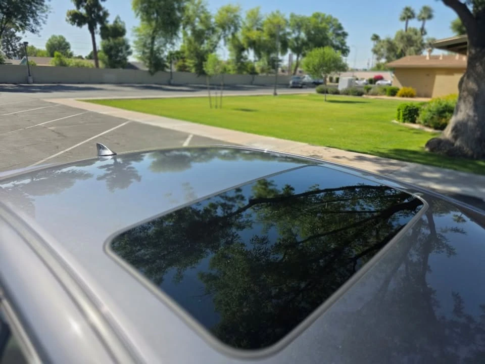 2015 Lexus ES 6th Gen - Image 6 of 15