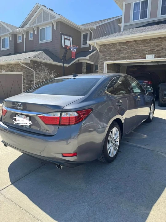 2015 Lexus ES 6th Gen - Image 10 of 10