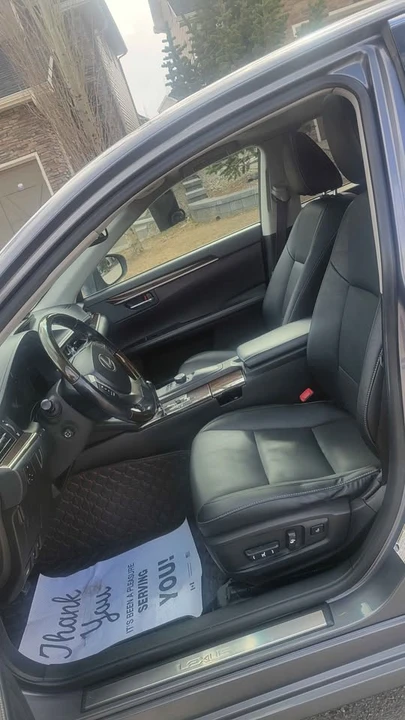 2015 Lexus ES 6th Gen - Image 8 of 14