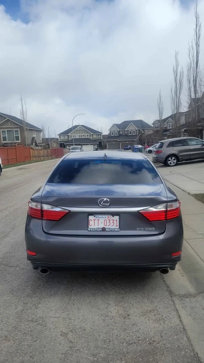 2015 Lexus ES 6th Gen - Image 5 of 14