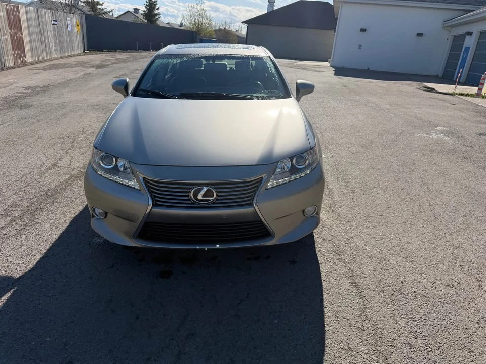 2015 Lexus ES 6th Gen - Image 3 of 12