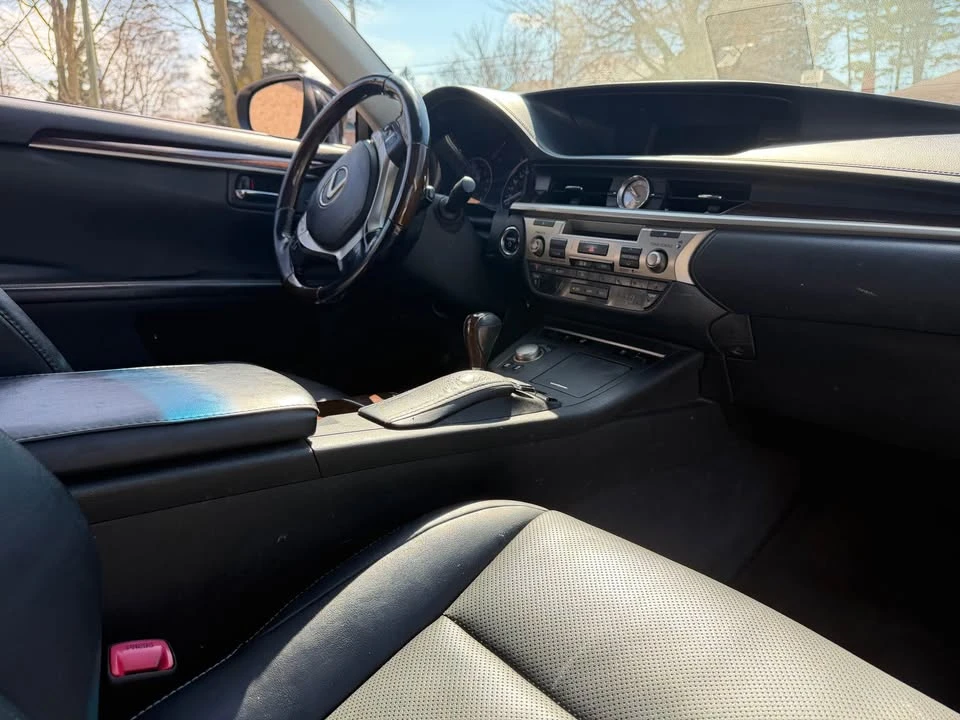 2015 Lexus ES 6th Gen - Image 6 of 10
