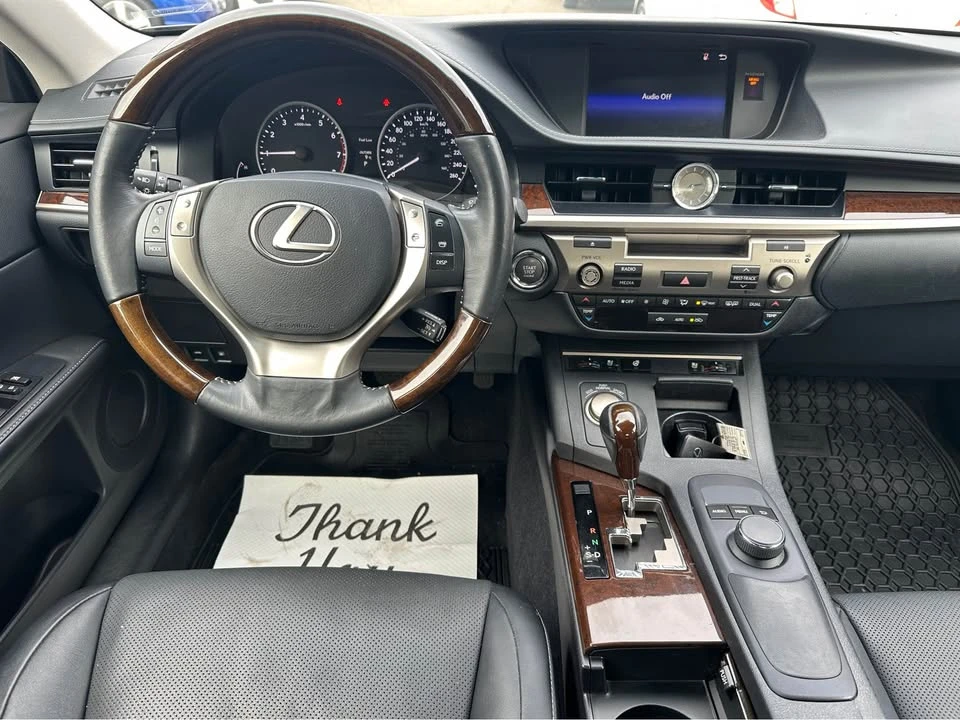 2015 Lexus ES 6th Gen - Image 14 of 20