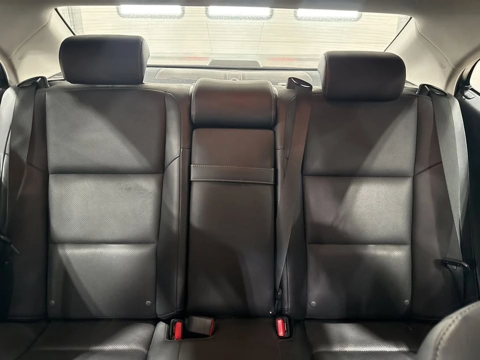 2015 Lexus ES 6th Gen - Image 7 of 8