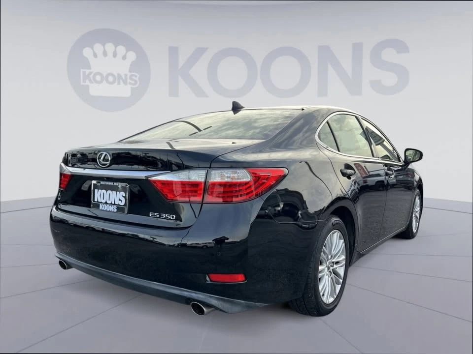 2015 Lexus ES 6th Gen - Image 6 of 9