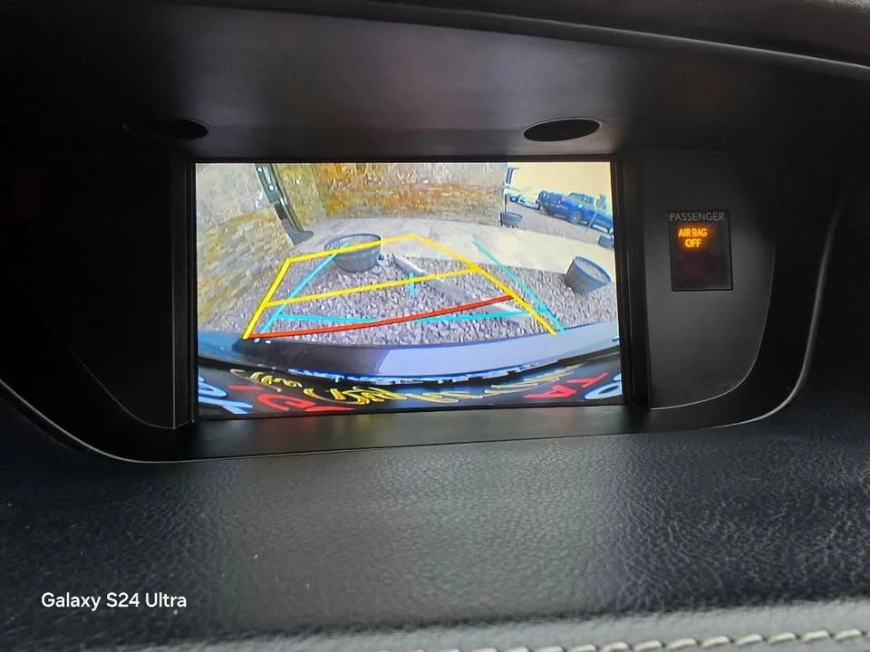 2015 Lexus ES 6th Gen - Image 14 of 18
