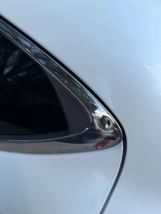 2015 Lexus ES 6th Gen - Image 18 of 18