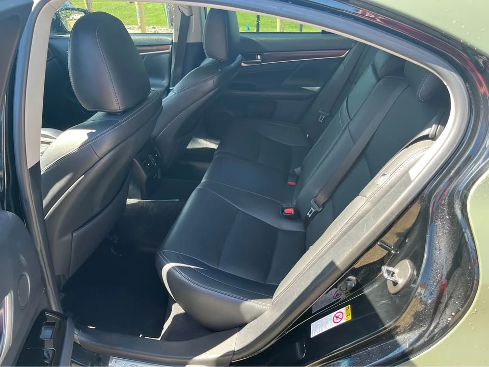 2015 Lexus GS 4th Gen - Image 9 of 19