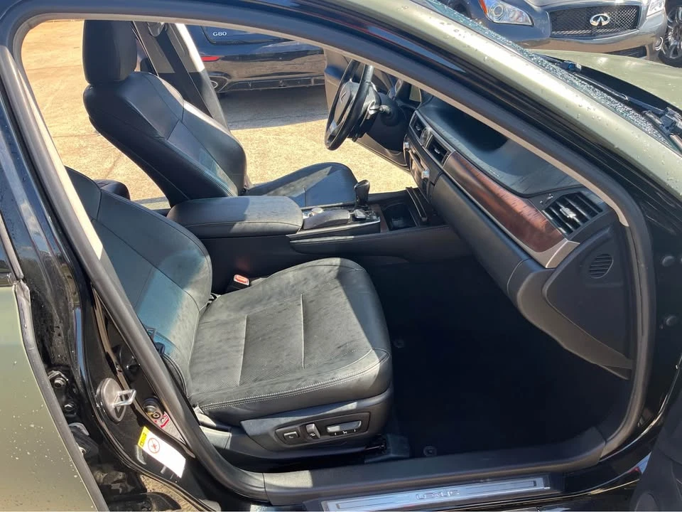 2015 Lexus GS 4th Gen - Image 13 of 19