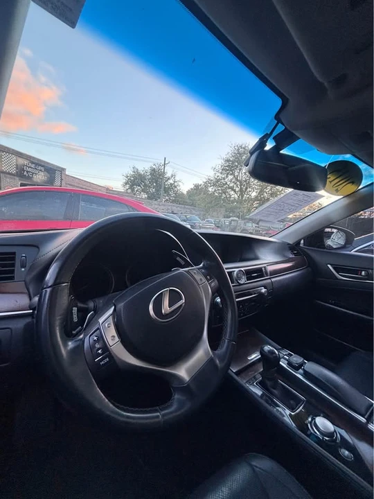 2015 Lexus GS 4th Gen - Image 2 of 6