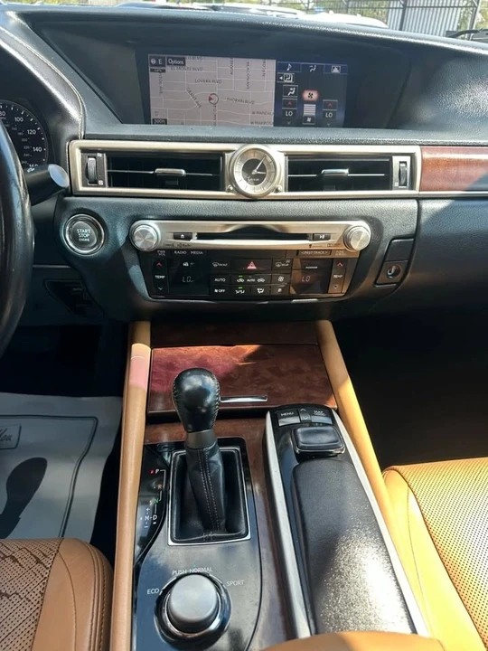 2015 Lexus GS 4th Gen - Image 12 of 13