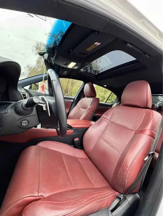 2015 Lexus GS 4th Gen - Image 11 of 14