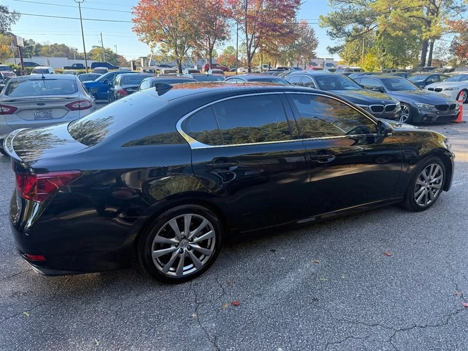 2015 Lexus GS 4th Gen - Image 17 of 17