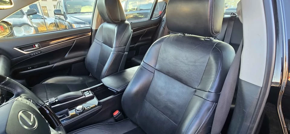 2015 Lexus GS 4th Gen - Image 10 of 17