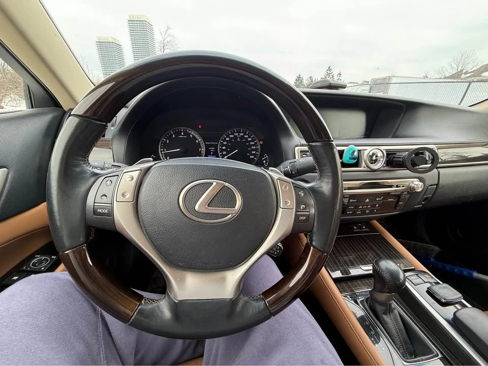 2015 Lexus GS 4th Gen - Image 10 of 11