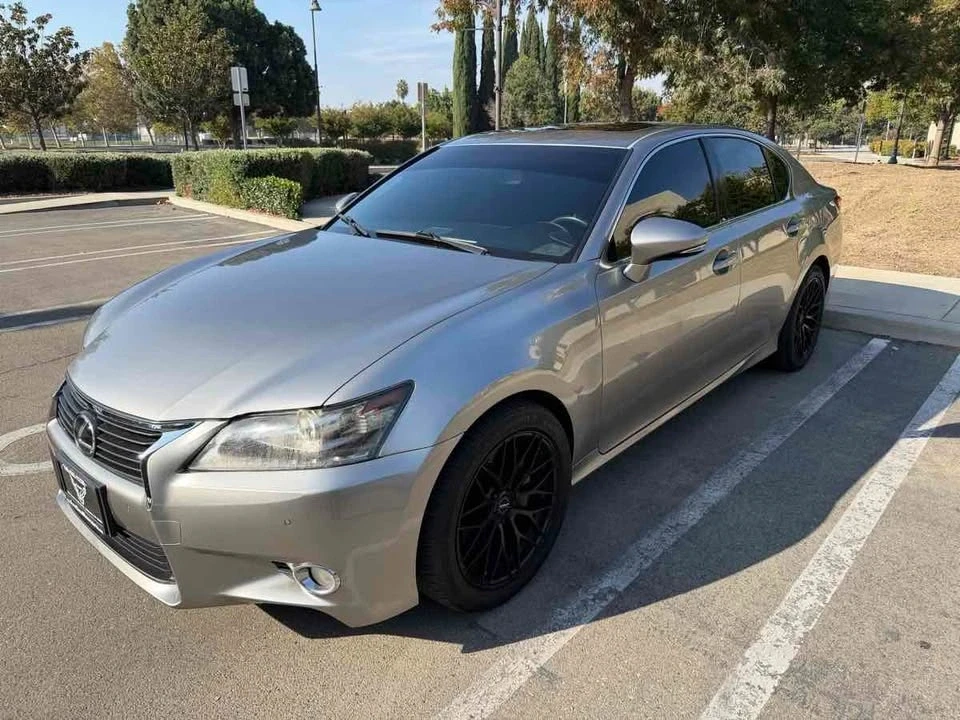 2015 Lexus GS 4th Gen - Image 3 of 18