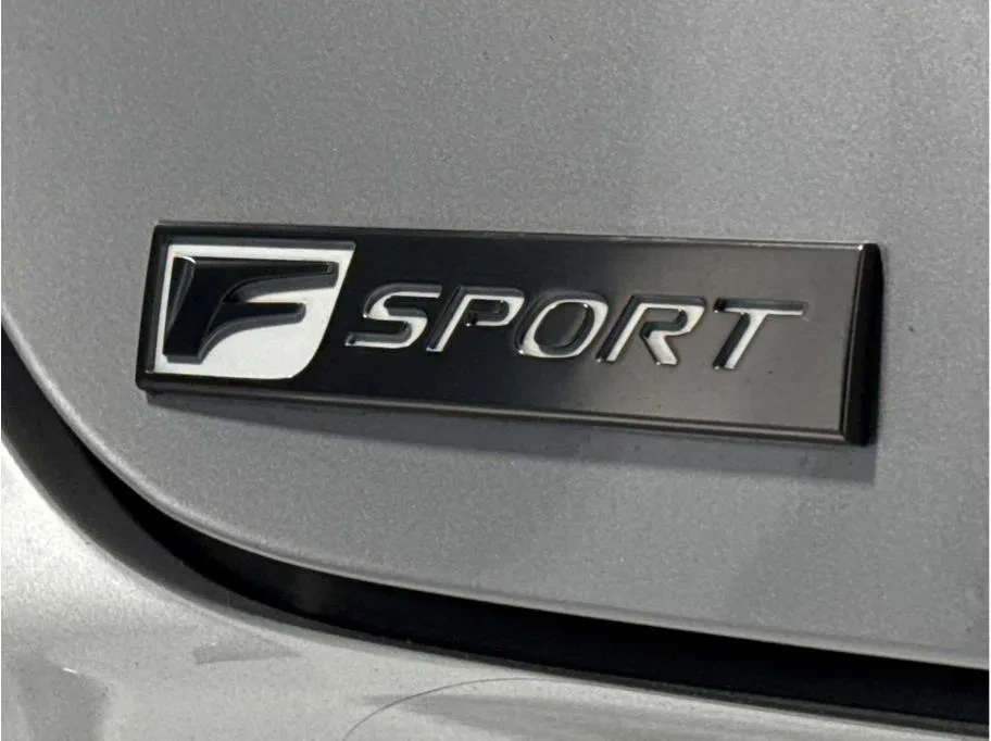 2015 Lexus GS 4th Gen - Image 9 of 9
