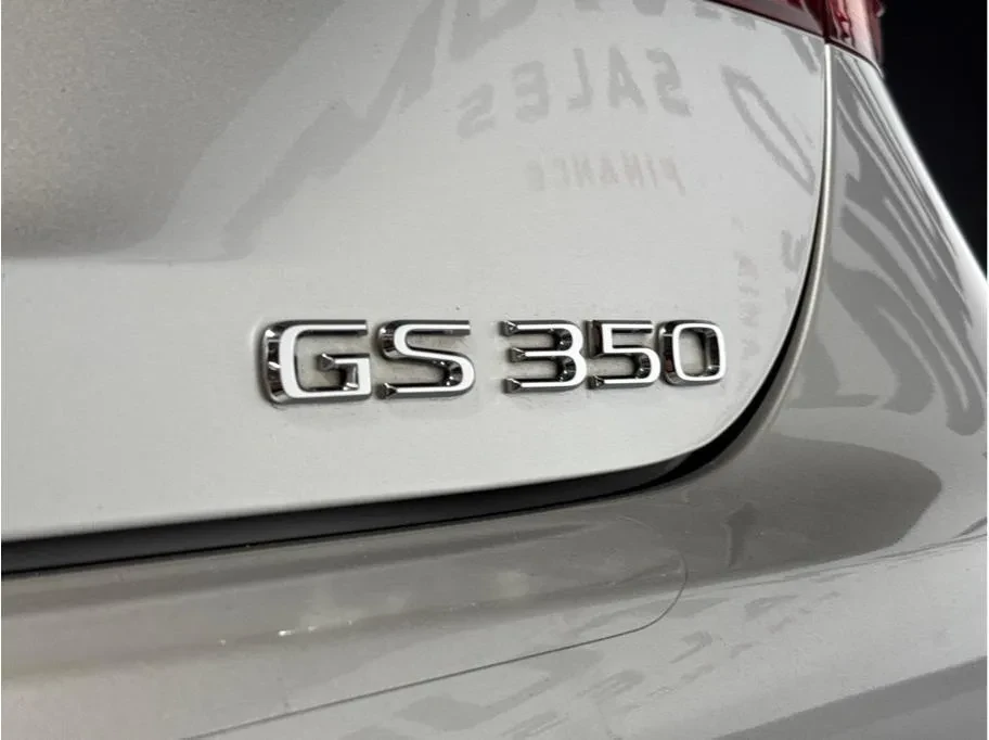 2015 Lexus GS 4th Gen - Image 8 of 9