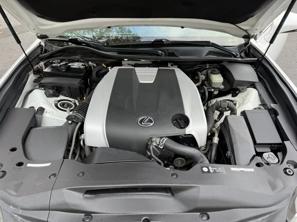 2015 Lexus GS 4th Gen - Image 2 of 11