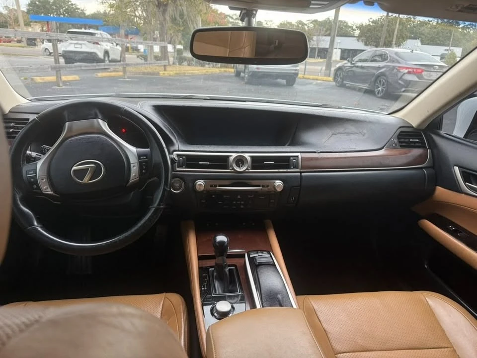 2015 Lexus GS 4th Gen - Image 10 of 11