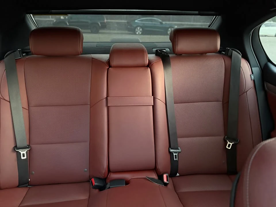 2015 Lexus GS 4th Gen - Image 13 of 15