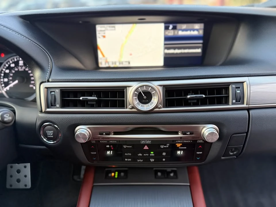 2015 Lexus GS 4th Gen - Image 11 of 15